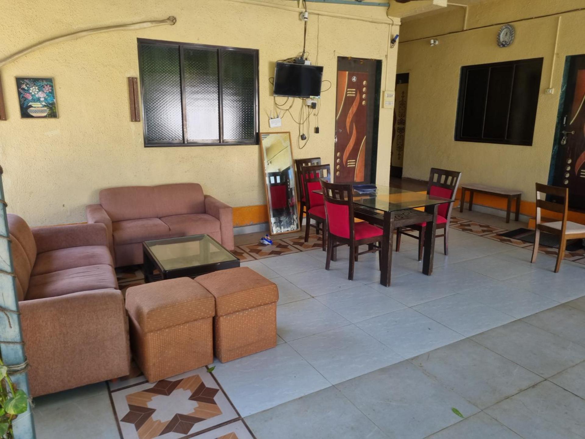 Humming Bird Beach Resorts Alībāg Exterior foto